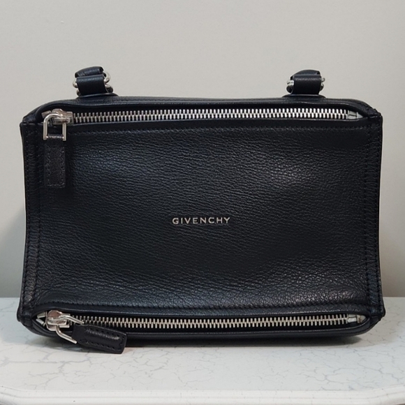 🔥ABSOLUTE FINAL💲⬇️Givenchy Small Black Pandora Bag ~ LIKE NEW! - Picture 5 of 15
